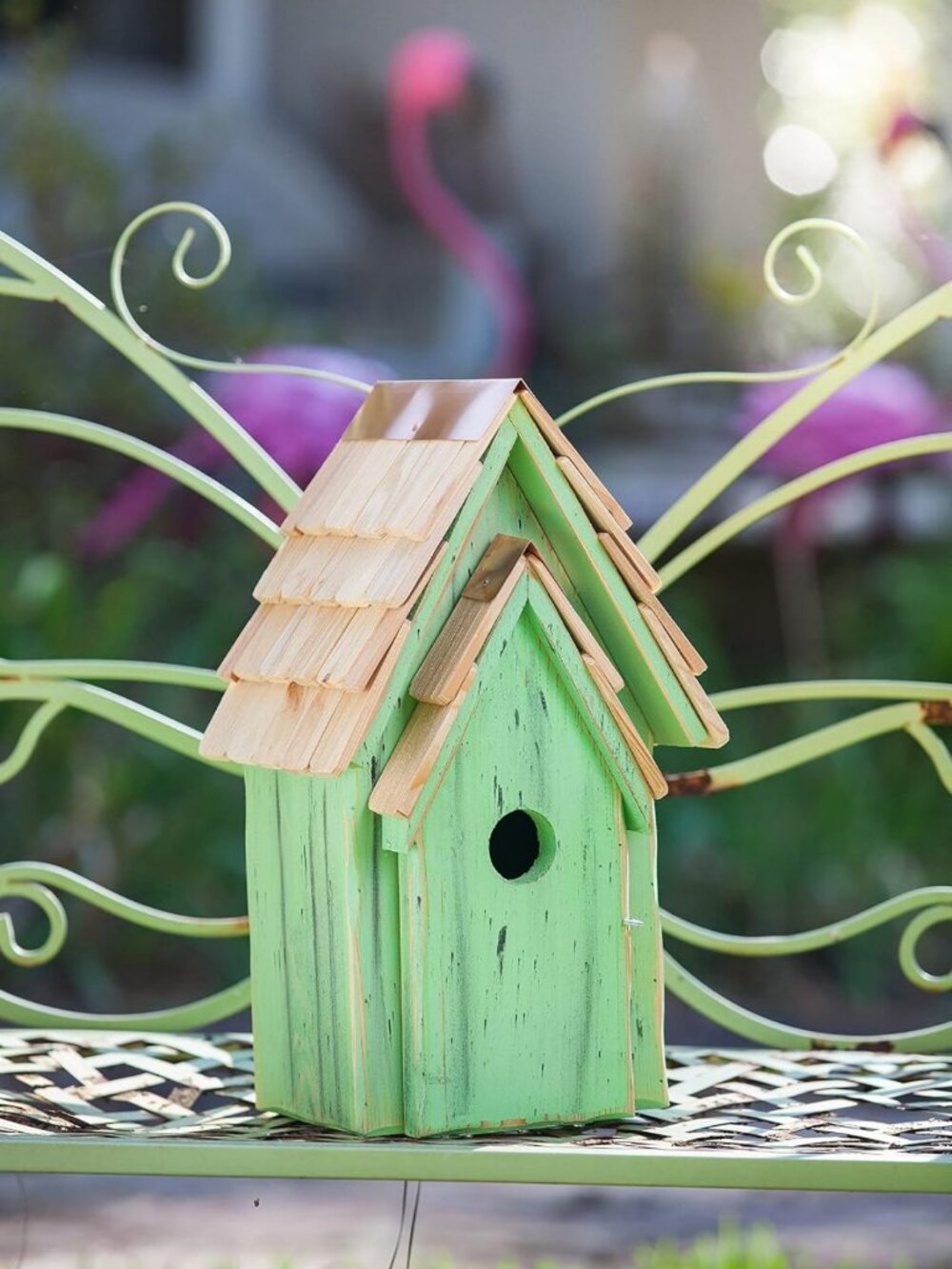 Vibrant Green Bluebird Birdhouse | Charming Outdoor Decor & Garden Accent